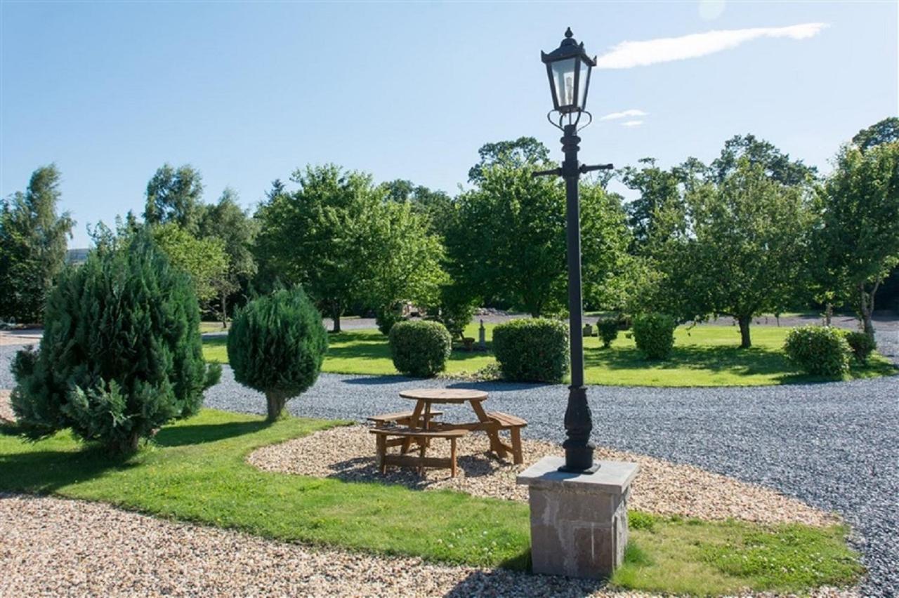 Tweed Lodge Perth Eksteriør bilde
