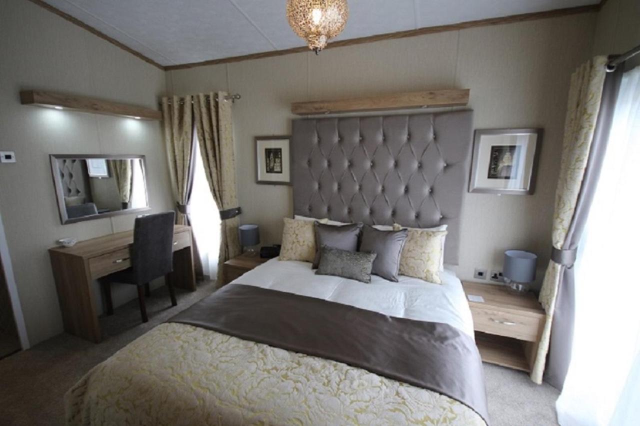 Tweed Lodge Perth Eksteriør bilde